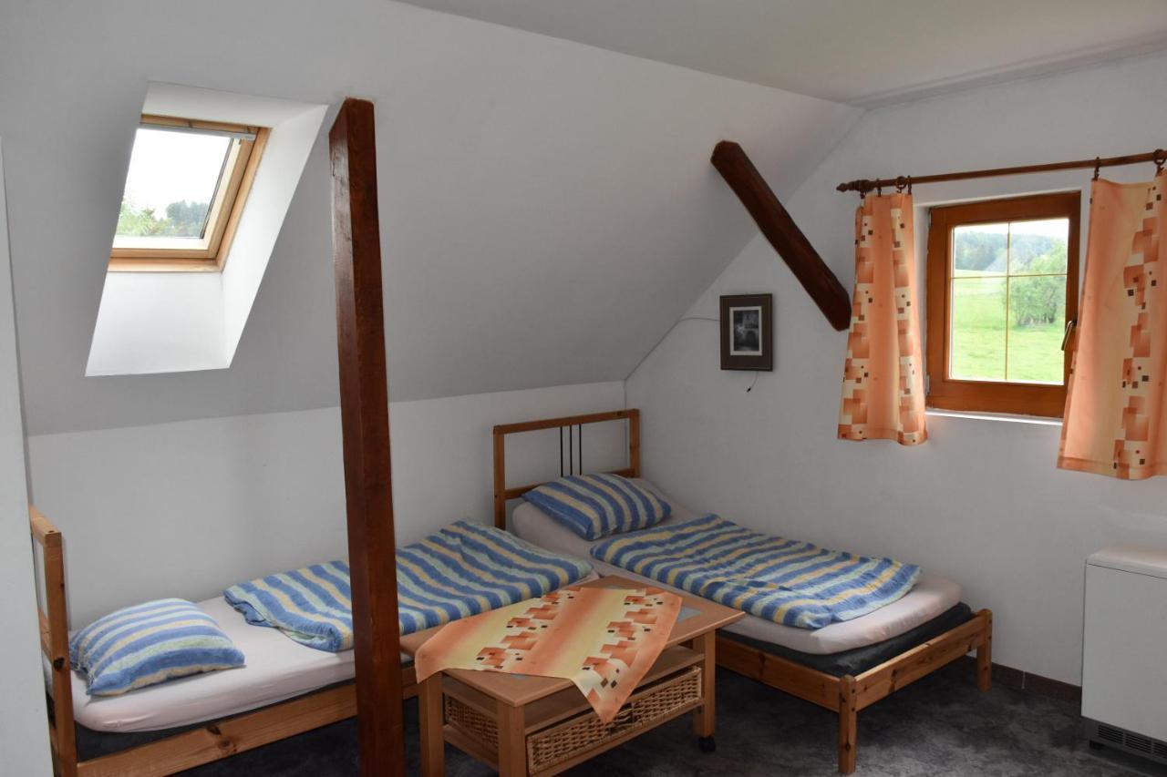 Apartmany Janovice Jivka ภายนอก รูปภาพ