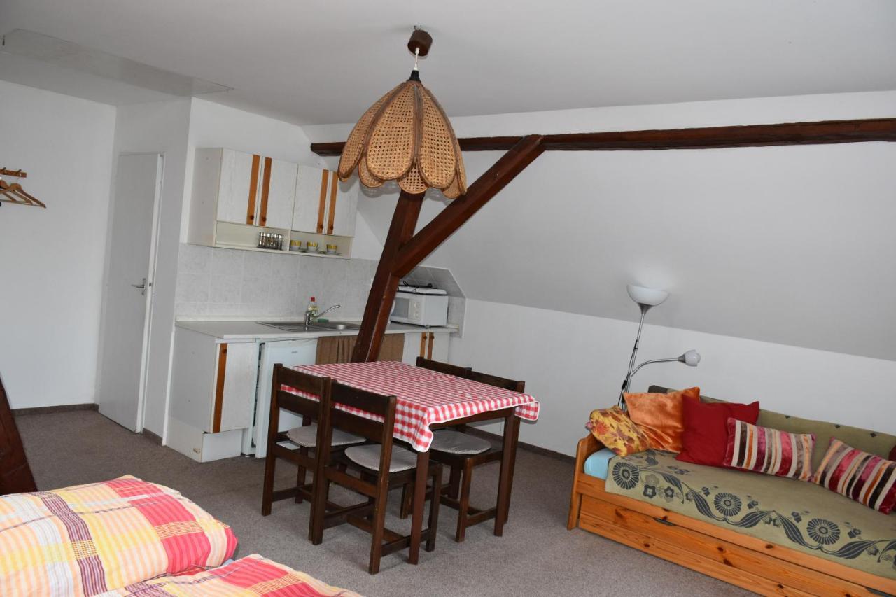 Apartmany Janovice Jivka ภายนอก รูปภาพ