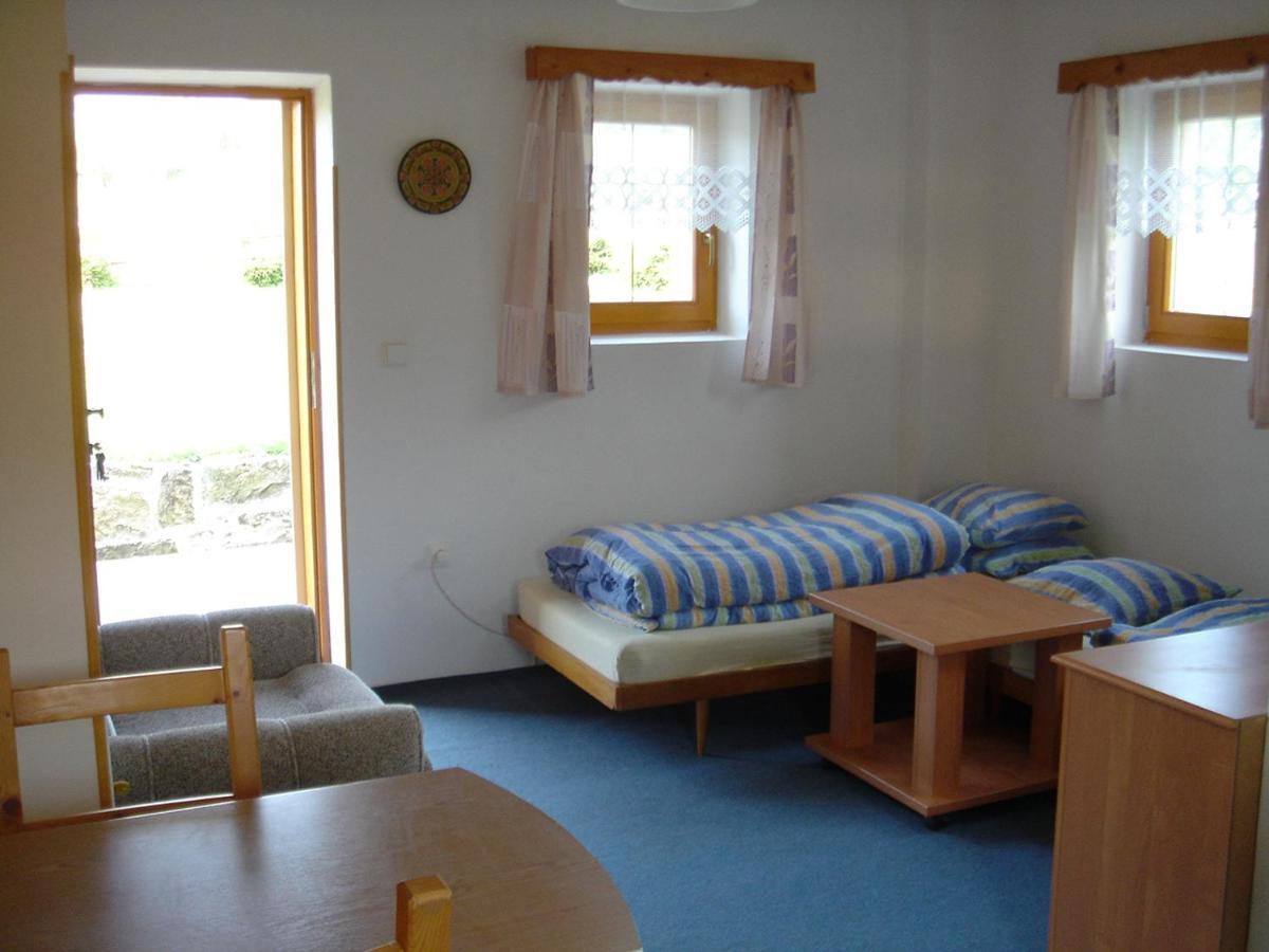 Apartmany Janovice Jivka ภายนอก รูปภาพ